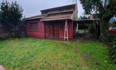 Casa en venta - 2 Dormitorios 1 Baño - 248Mts2 - Mar del Plata