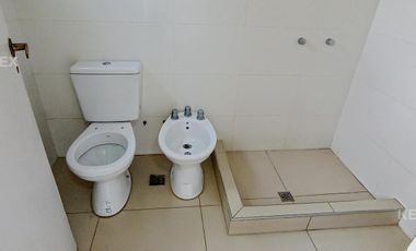 Venta Locales Comerciales y Oficinas - Pilar