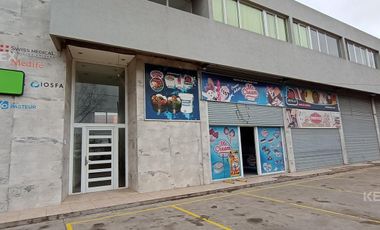 Venta Locales Comerciales y Oficinas - Pilar