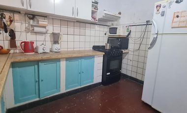 Casa Estilo Chorizo en Venta a Pasos de Av. Mitre- En Venta