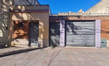 Casa Estilo Chorizo en Venta a Pasos de Av. Mitre- En Venta