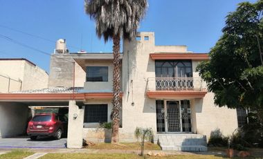 🌟 Casa Única en Guadalupe Jardín – ¡Amplitud, Luz Natural y Confort Total! 🛋️