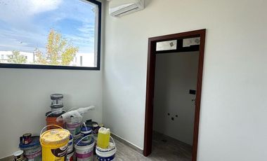 CASA EN VENTA EN BARRIO PUERTOS DEL LAGO ARAUCARIAS - MAROTO PROPIEDADES