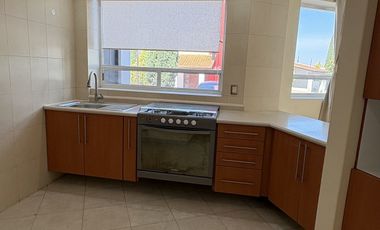 CASA EN RENTA PRIVADA ZONA VISTA REAL. 2