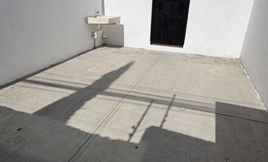 CASA EN RENTA PRIVADA ZONA VISTA REAL. 2