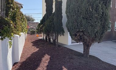 CASA EN RENTA PRIVADA ZONA VISTA REAL. 2