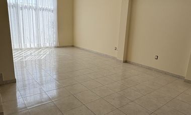 CASA EN RENTA PRIVADA ZONA VISTA REAL. 2