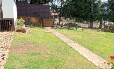 CASA CON JARDIN EN RENTA EN ACATITLAN