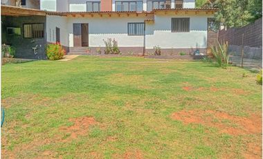 CASA CON JARDIN EN RENTA EN ACATITLAN