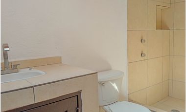 CASA CON JARDIN EN RENTA EN ACATITLAN