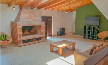 CASA CON JARDIN EN RENTA EN ACATITLAN