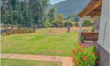 CASA CON JARDIN EN RENTA EN ACATITLAN