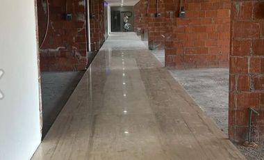 OFICINA PISO 2 EN VENTA LA RESERVA EL CAMPANARIO QUERETARO