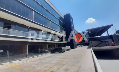 OFICINA PISO 2 EN VENTA LA RESERVA EL CAMPANARIO QUERETARO