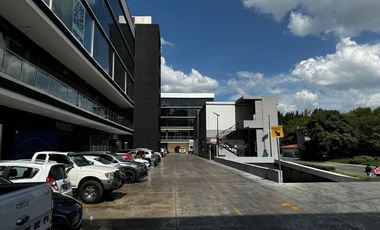 OFICINA PISO 2 EN VENTA LA RESERVA EL CAMPANARIO QUERETARO