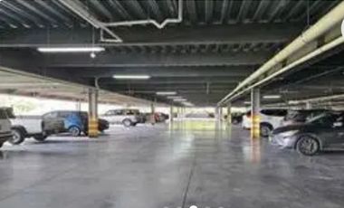 OFICINA PISO 2 EN VENTA LA RESERVA EL CAMPANARIO QUERETARO