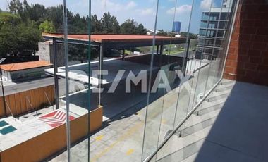 OFICINA PISO 2 EN VENTA LA RESERVA EL CAMPANARIO QUERETARO