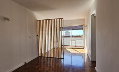 Departamento en alquiler  Martinez monoambiente piso alto
