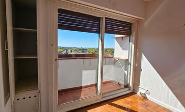 Departamento en alquiler  Martinez monoambiente piso alto