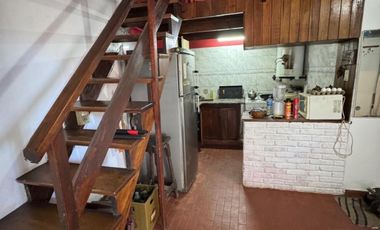 Casa 3 amb en venta barrio Santa Rita
