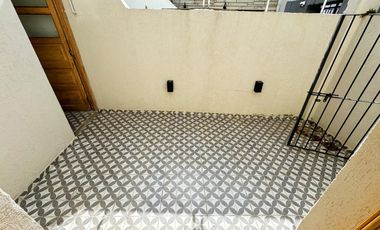 Ph a estrenar con patio propio en alquiler! en PB.