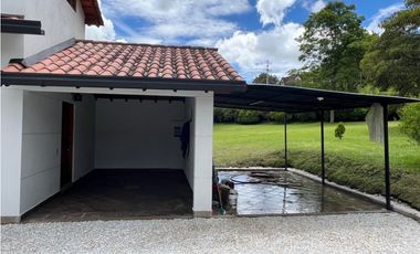 Magnifica casa finca en la Ceja Antioquía Vendo
