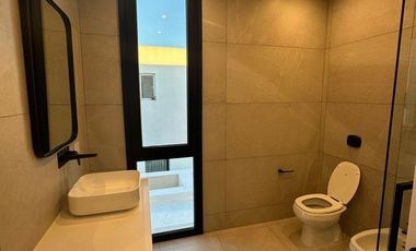 Casa en alquiler en el Barrio Costas, al lago  - Puertos / Escobar