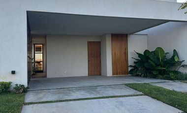 Casa en alquiler en el Barrio Costas, al lago  - Puertos / Escobar