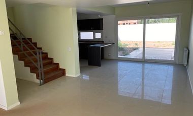 VENTA DE  DUPLEX B° FULCINITI CENTENARIO NEUQUEN