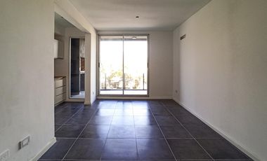Departamento monoambiente frente a la guardería Tifón
