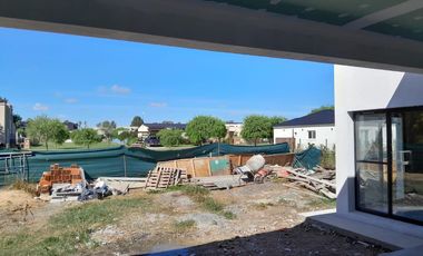 HERMOSA CASA A ESTRENAR EN VENTA - PILAR DEL ESTE - BARRIO SAN RAMON