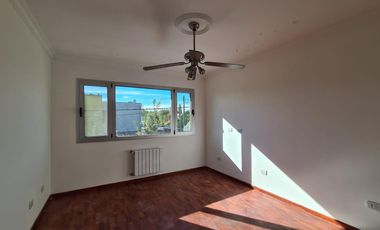 Hermosa Casa en Urbanización Bosch