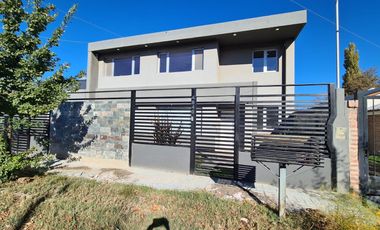 Hermosa Casa en Urbanización Bosch