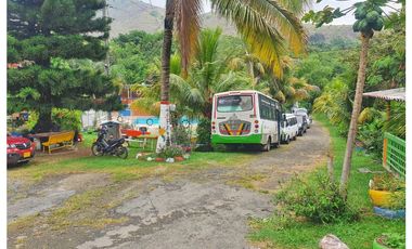 CASA CAMPESTRE HOTEL EN VENTA, MULALO, YUMBO, VALLE DEL CAUCA