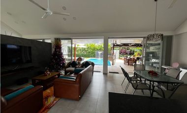 En Venta Casa Campestre en la Vía Restrepo