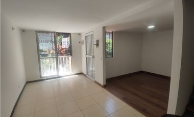 VENTA CASA DÚPLEX ROBLEDO MEDELLN 