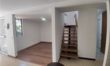 VENTA CASA DÚPLEX ROBLEDO MEDELLN 