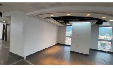 SE ARRIENDA OFICINA EN MEDELLIN