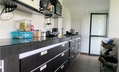 Venta de Finca/Hostal en el Peñol, con súper vista a la Represa