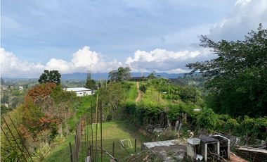 Venta de Finca/Hostal en el Peñol, con súper vista a la Represa