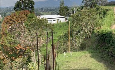 Venta de Finca/Hostal en el Peñol, con súper vista a la Represa