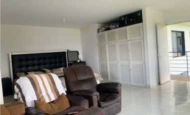 Venta de Finca/Hostal en el Peñol, con súper vista a la Represa