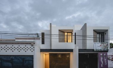 En Venta, Casa tipo TH de 3 recámaras y alberca dentro y al norte de la ciudad