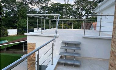 VENDO ESPECTACULAR CASA EN RESTREPO (META) (SR)