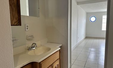 Casa en renta en Playas de Tijuana, 2 recámaras, 1 baño.