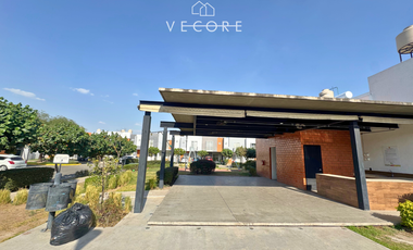 CASA EN VENTA EN SANTA CRUZ DEL VALLE, SAN PEDRO TLAQUEPAQUE