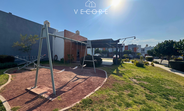 CASA EN VENTA EN SANTA CRUZ DEL VALLE, SAN PEDRO TLAQUEPAQUE