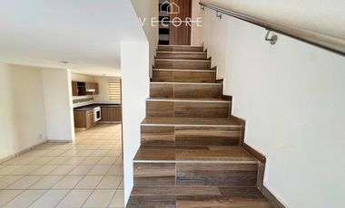 CASA EN VENTA EN SANTA CRUZ DEL VALLE, SAN PEDRO TLAQUEPAQUE