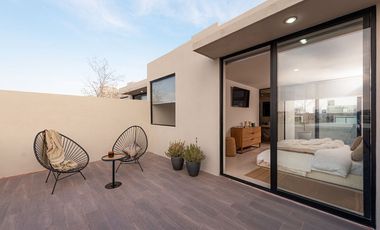 Casa en Venta en ALTIKA Modelo CEOS 2 Niveles