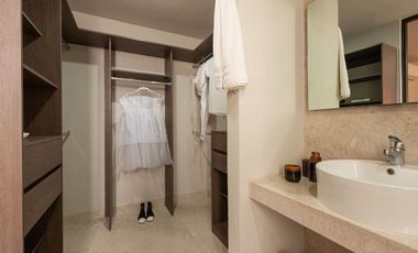 Casa en Venta en ALTIKA Modelo CEOS 3 Niveles